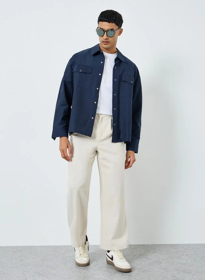 ستايلي قميص عملي بقصة واسعة للرجال