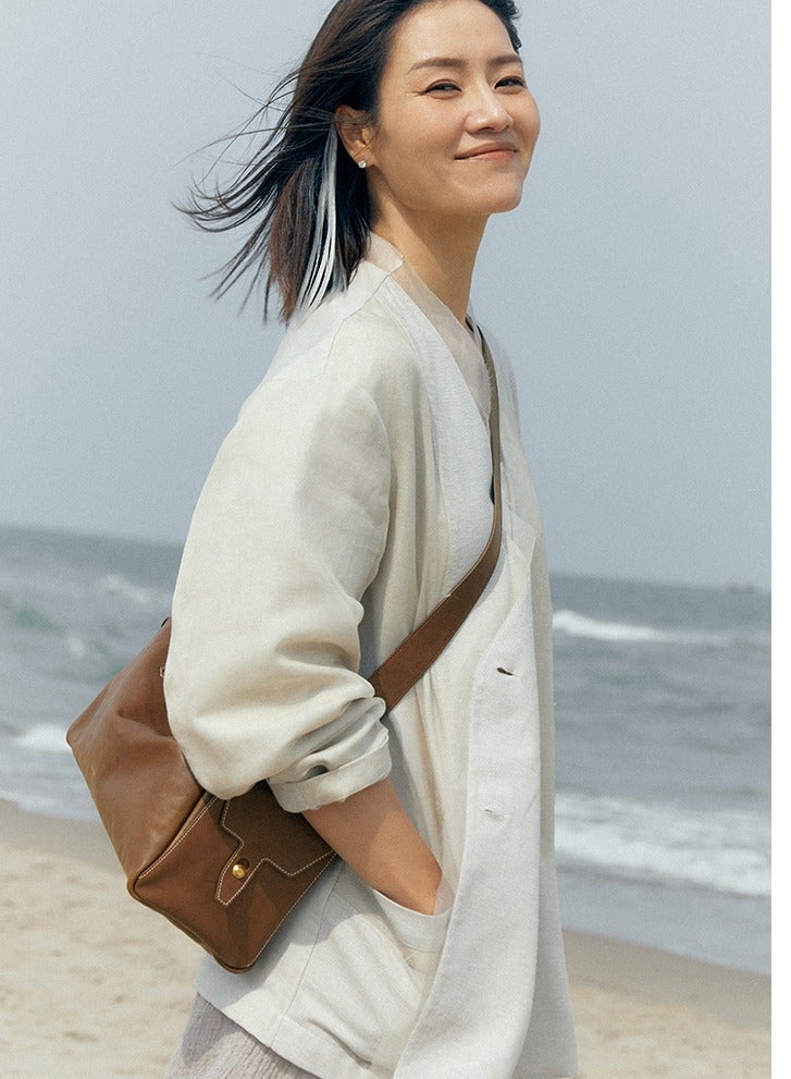 Simple Camera Messenger Bag - Image 2