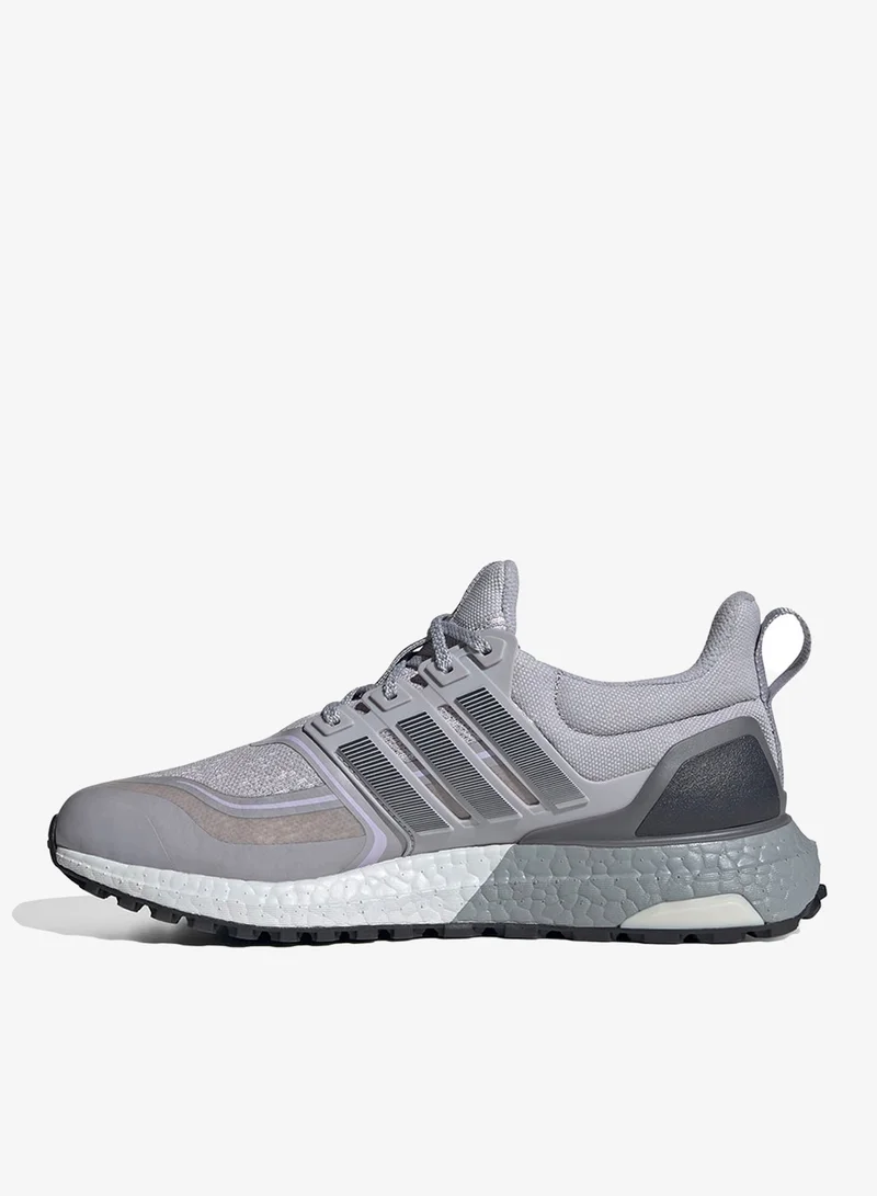 اديداس ألترابوست . إيه تي آر