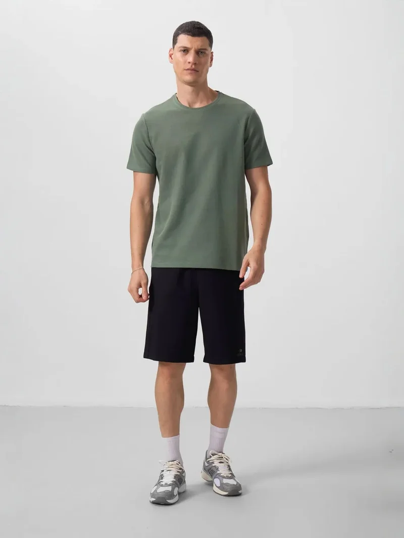 تومي لايف TOMMY Men's Regular Fit Crew Neck T-Shirt