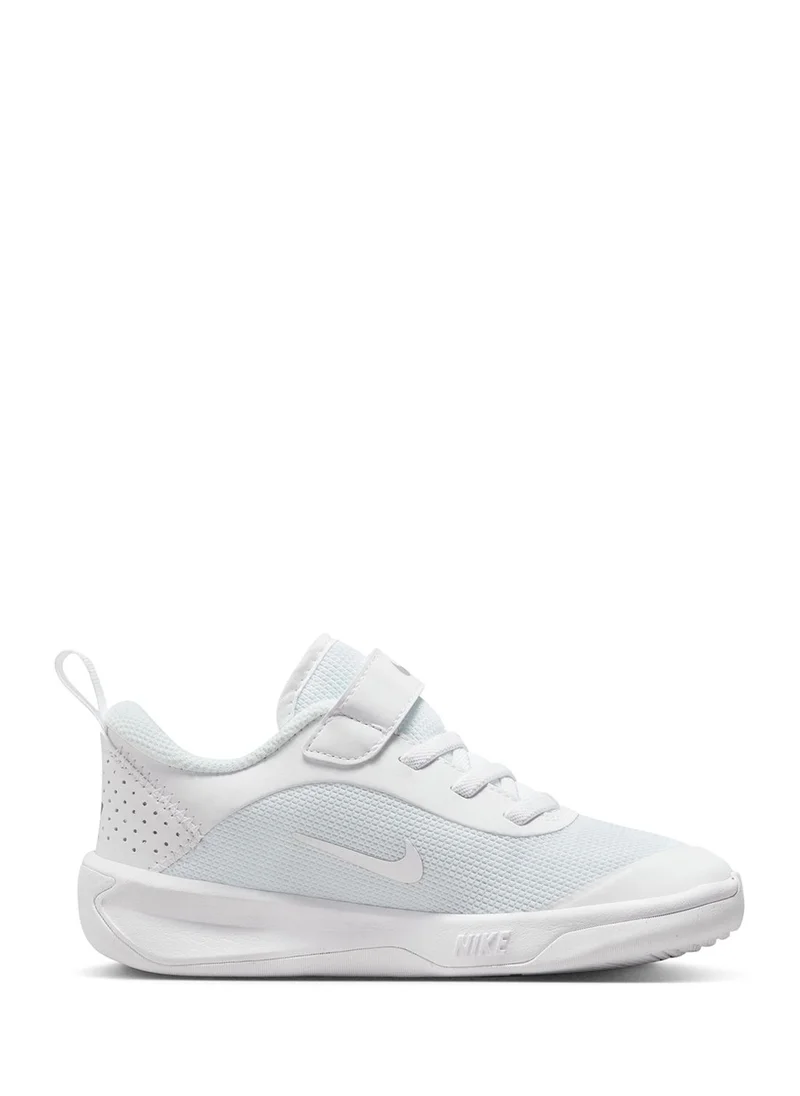 نايكي Kids Omni Multi-Court Ps