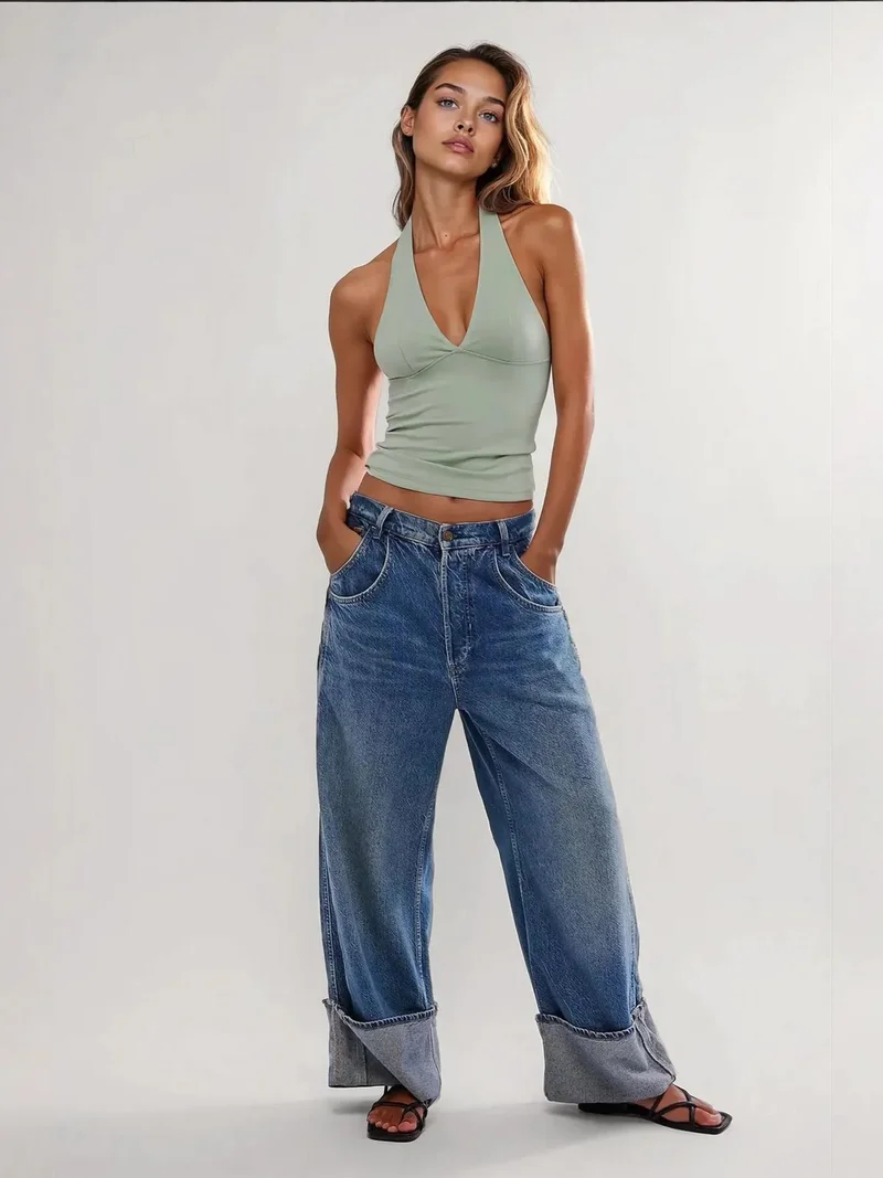 هيكاب بلوزة محبوكة بياقة على شكل حرف