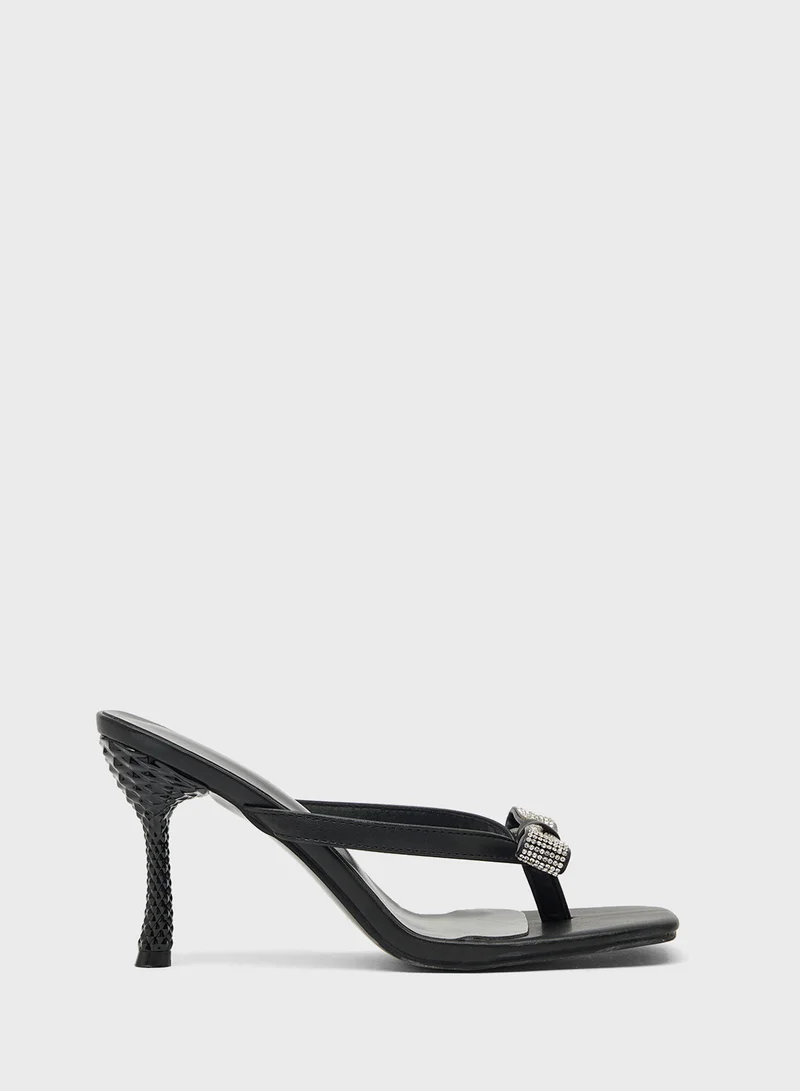 ايلا Heeled Sandal With Bow