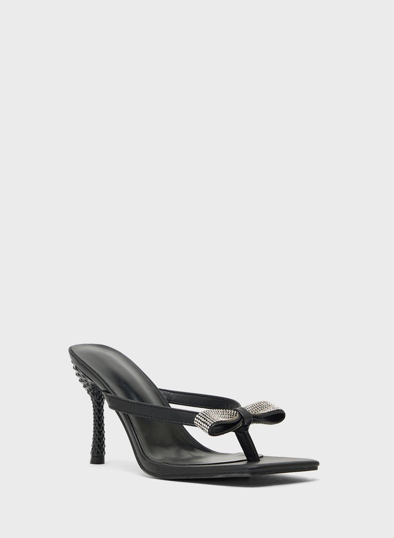 ايلا صندل بكعب مع فيونكة - Image 2