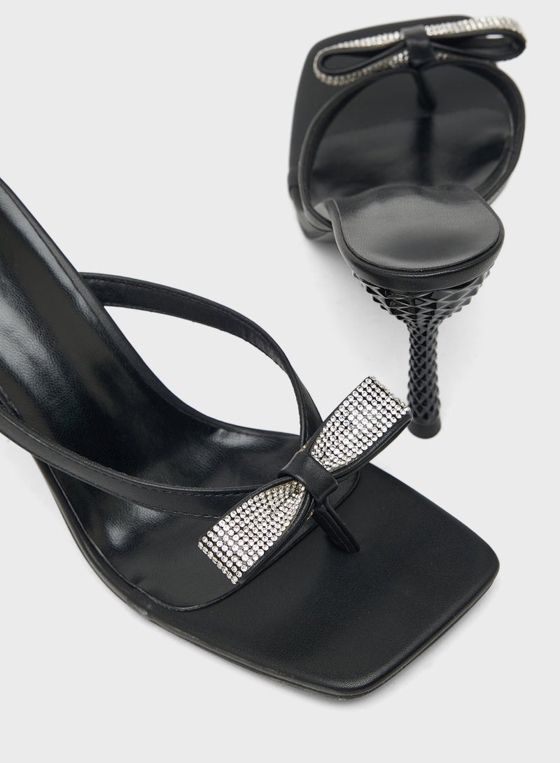 ايلا صندل بكعب مع فيونكة - Image 4