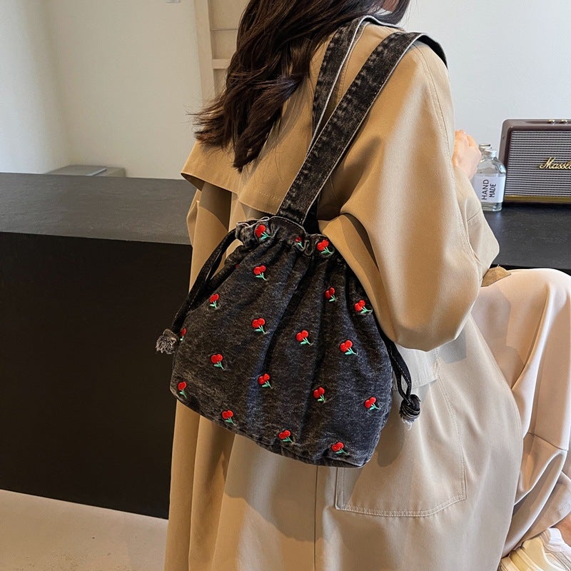 Canvas Bag Embroidered Handbag Denim Bag Niche Drawstring Design Fashion Large Capacity Shoulder Bag All-Match Commuter Bag - Image 4