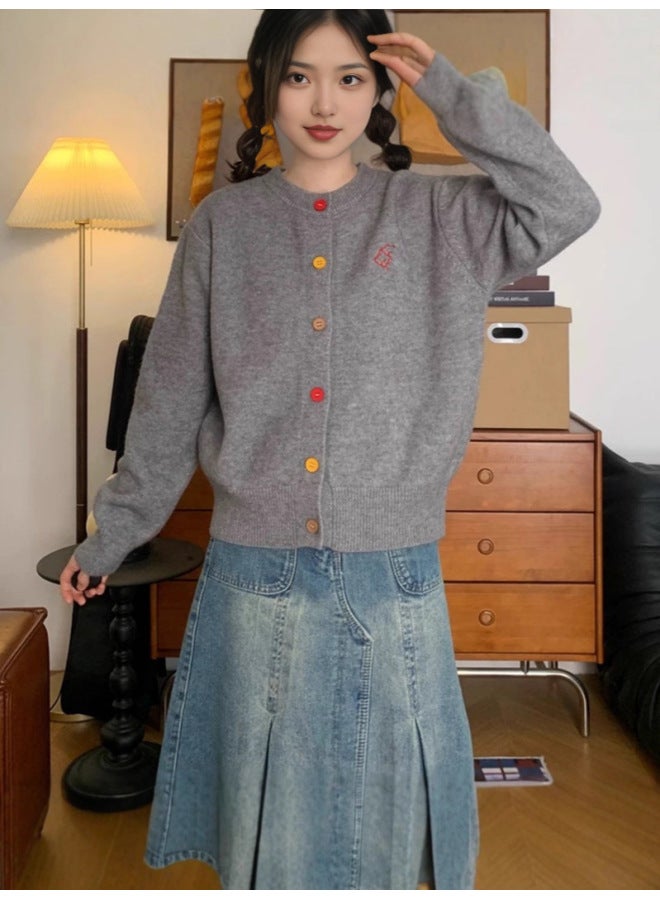 Leyuan Autumn And Winter Retro Embroidered Colored Button Round Neck Knitted Cardigan Top Long Sleeves Loose Casual Women's Sweater Coat - Image 3
