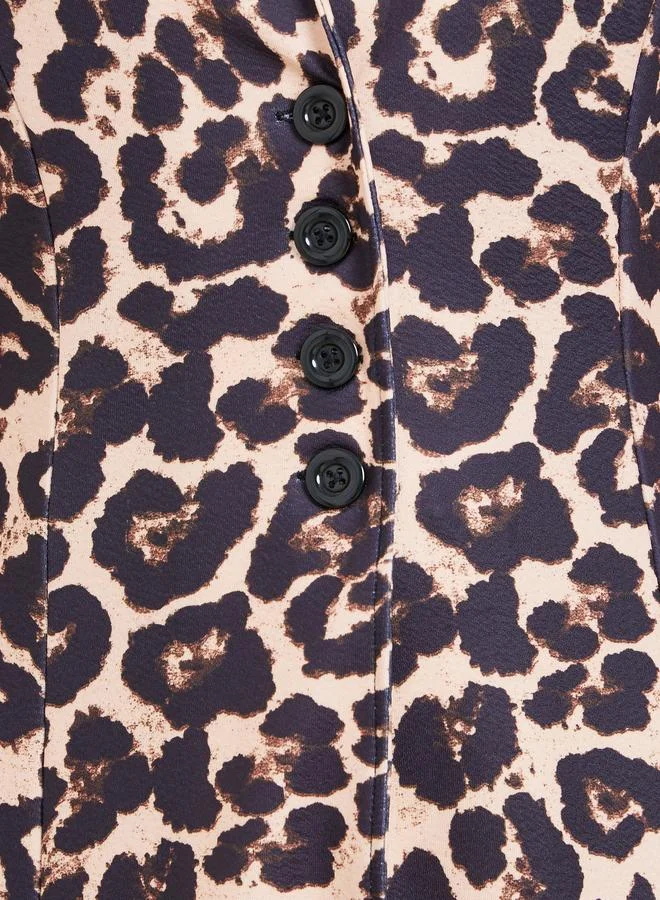 تايك تو جاكيت طويل بطبعة جلد النمر