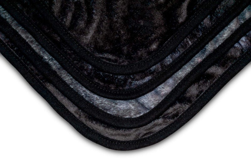 JUST FUNKY Doom Eternal Doomslayer Fleece Blanket - 45x60-Inch Soft Cozy Blanket  Plush Throw - Fluffy Cover for Twin Bed  Couch  Sofa  Living Room  Camping - Decorative Video Game Throws Merchandise - Image 4