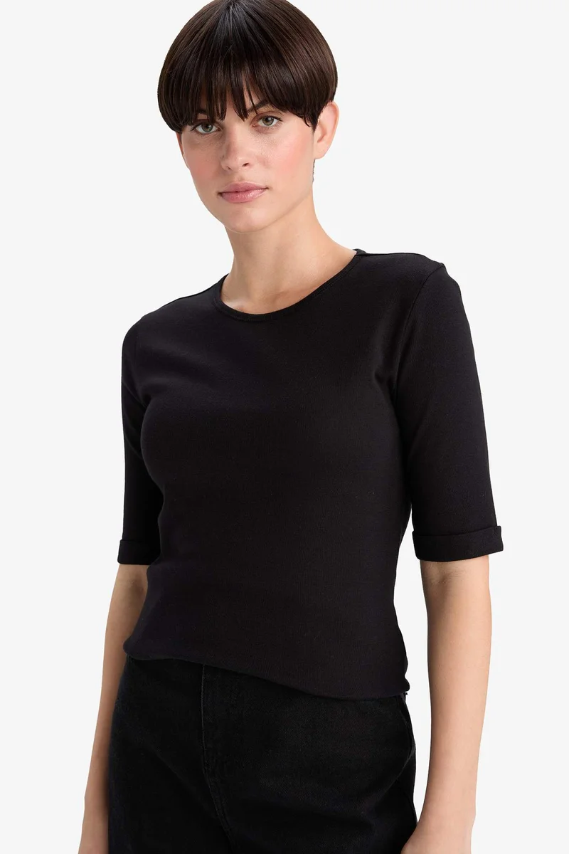 ديفاكتو Slim Fit Crew Neck Ribbed Camisole T-Shirt