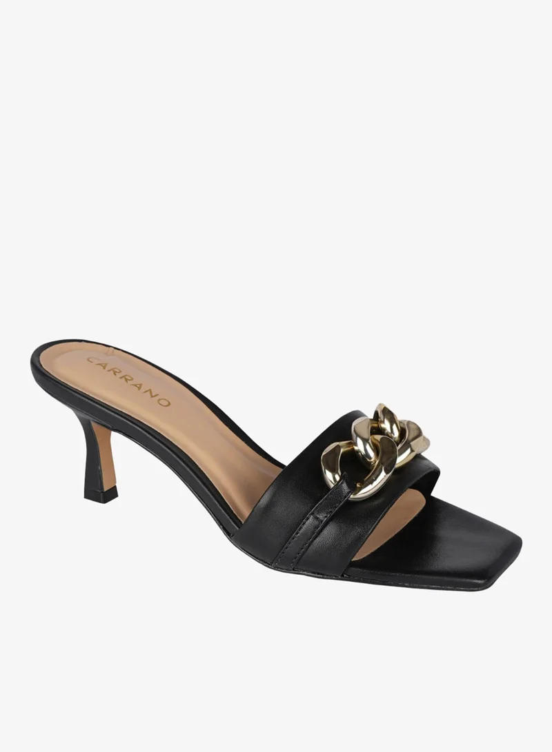 كارانو صنادل نسائية بكعب رفيع بتفاصيل سلسلة وظهر مفتوح من كارانو