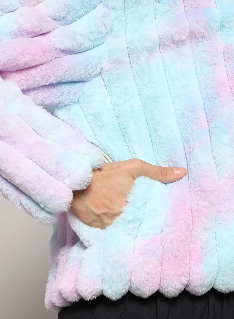Campus Sutra Women's Powder Blue & Blush Pink Bubblegum Ripple Faux Fur Jacket