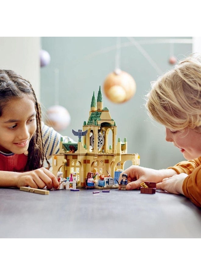 LEGO Harry Potter Hogwarts Hospital Wing 76398 Building Kit (510 Pieces) - Image 2