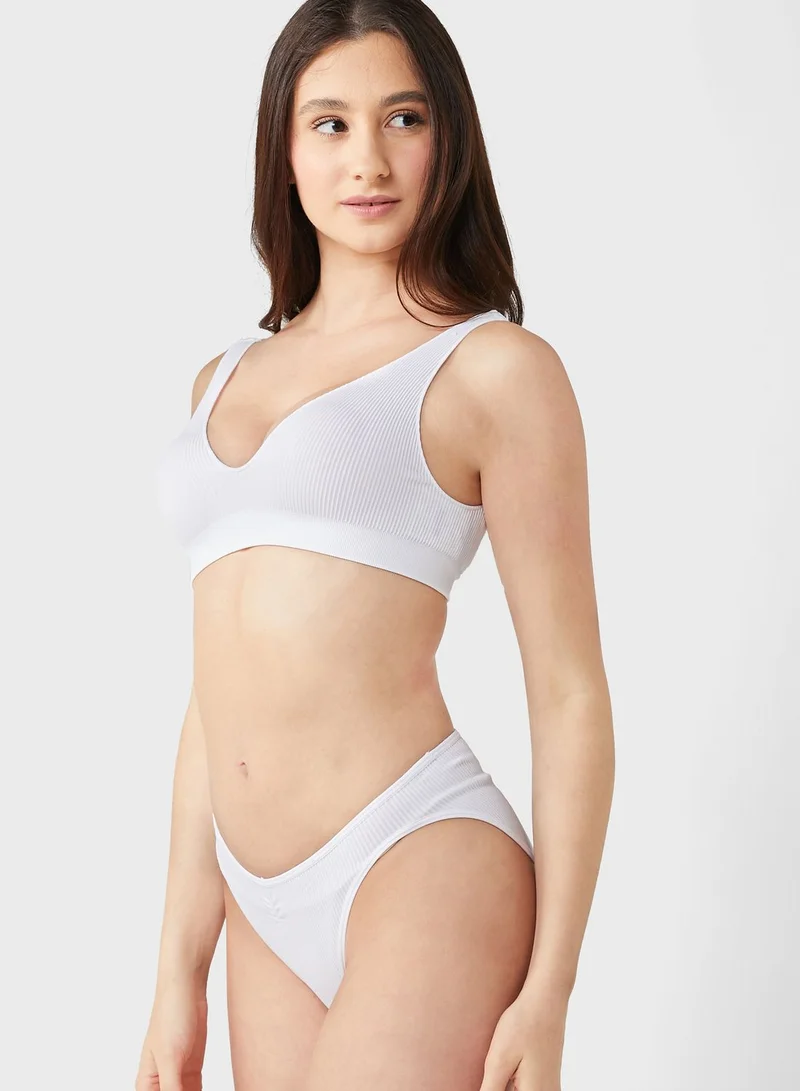 Cotton On Body Plunge Neck Bra