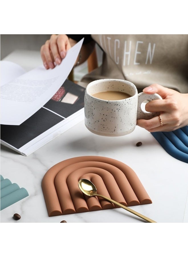 هومستر 4 قطع حصائر سيليكون عازلة للحرارة - ألوان موراندي، مساند أكواب وطنجرة مقاومة للانزلاق لحماية الطاولات - Image 2