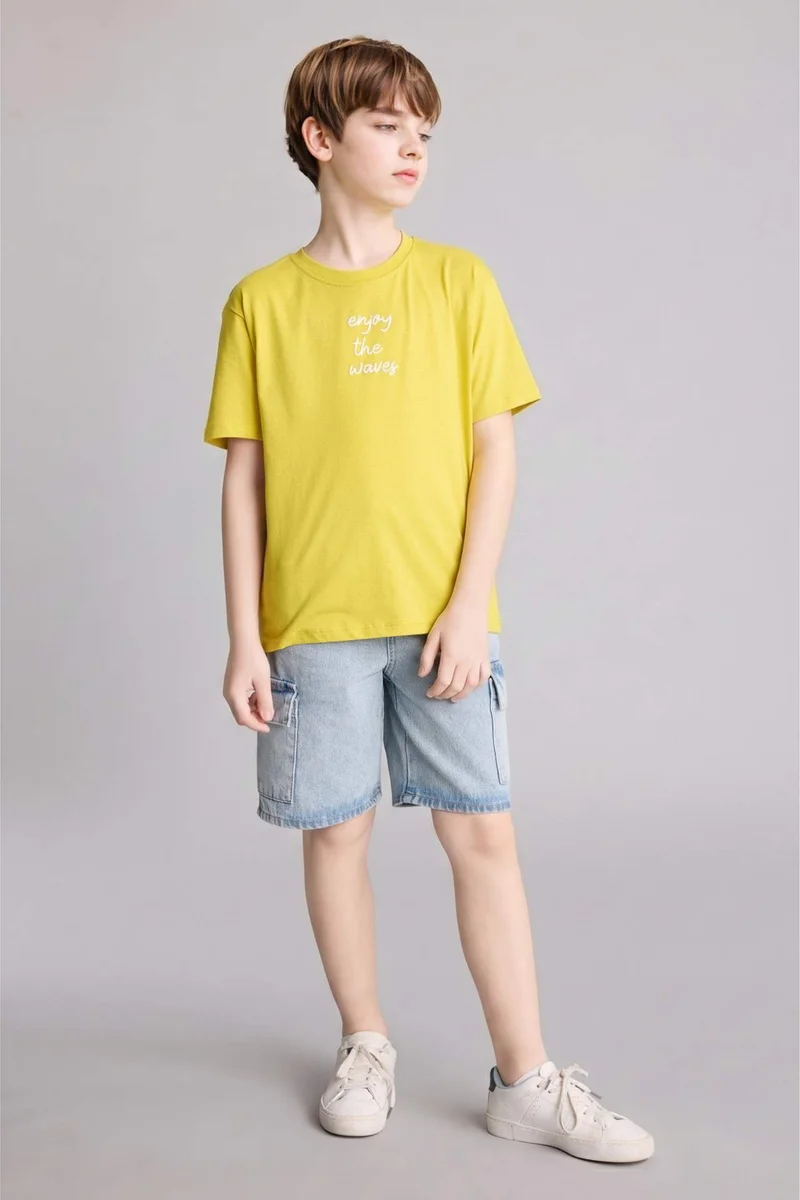 ديفاكتو New Regular Fit Printed Short Sleeve T-Shirt