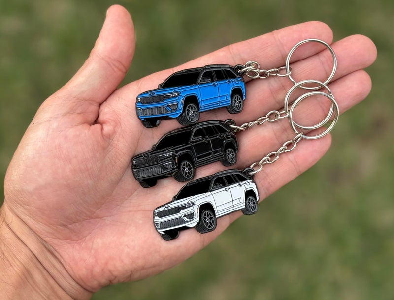 FOUR WHEEL BEAST مفتاح معدني لجيب جراند شيروكي بأربع عجلات - ملحقات جيب مرخصة رسميًا، سلسلة مفاتيح بضاعة رائعة (أسود) - Image 3