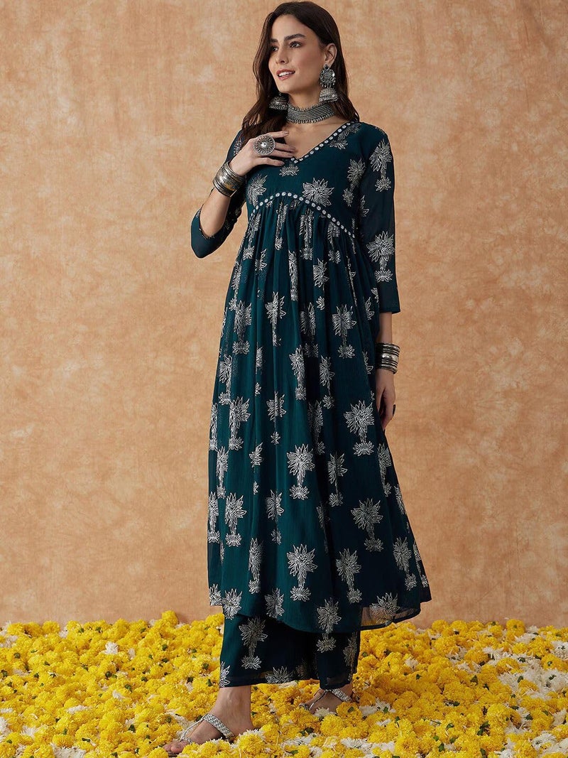rytras Women Rayon's Printed Alia Cut Kurta and Palazzos Set (Green,Small) - Image 3