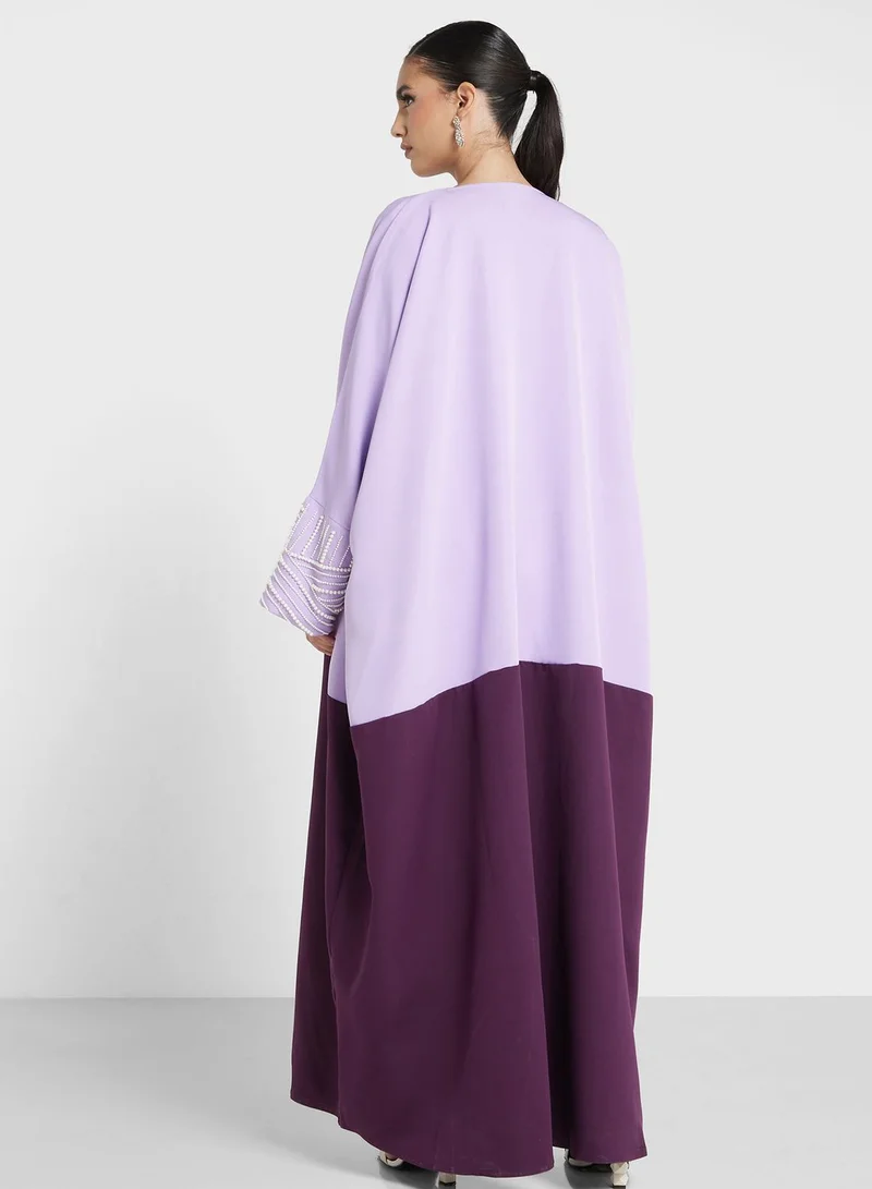 hayas closet Contrast Detail Embellished Abaya