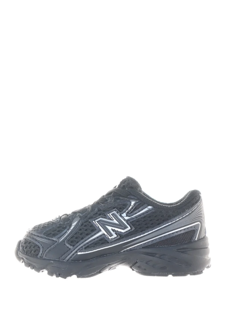 New Balance 740