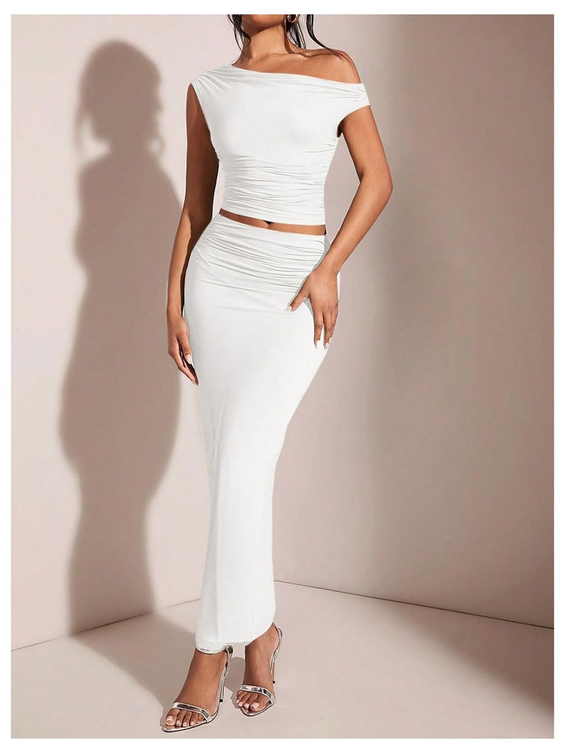 WDIRARA Women's Solid Asymmetrical Neck Two Piece Set One Shoulder Bodycon Maxi Skirt Set White Solid Medium - Image 3