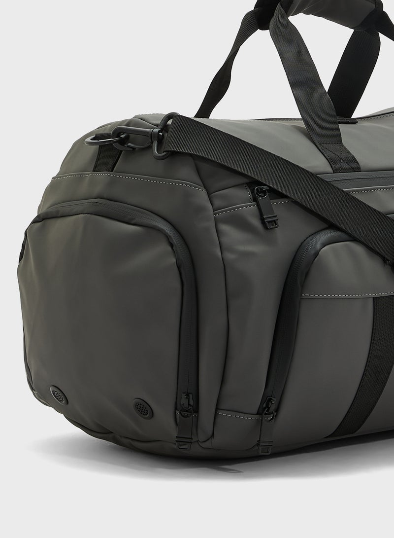 FRWD Gym Duffle Bag With Shoe Compartment  - Image 4