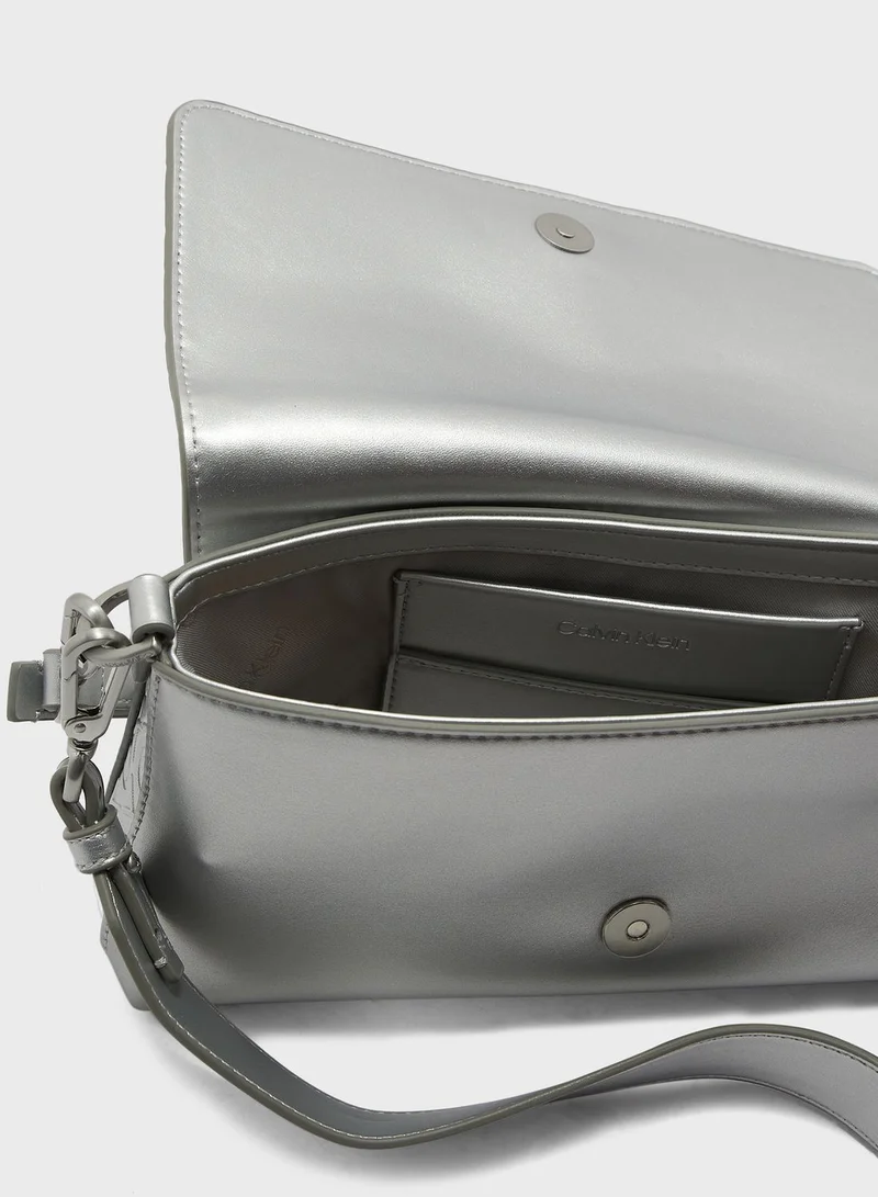 CALVIN KLEIN Must Crossbody