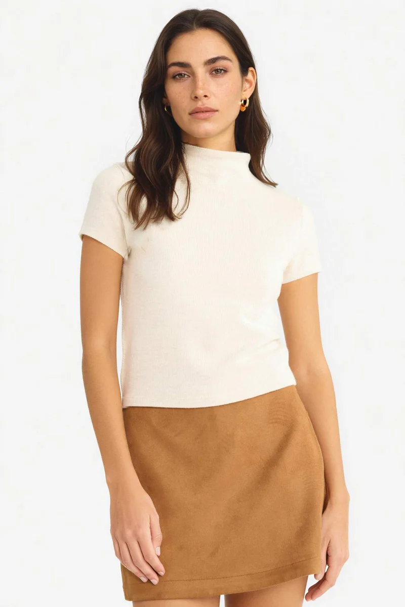 ديفاكتو Slim Fit Half Turtleneck Short Sleeve T-Shirt