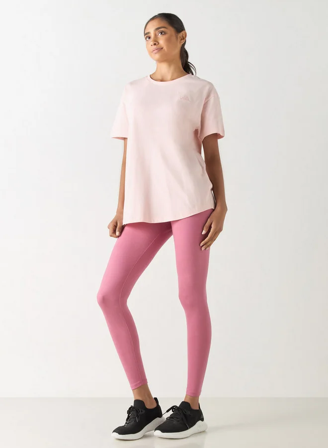 كابا بنطلون ليقنز بخصر مطّاطي وطبعات شعار من كابا