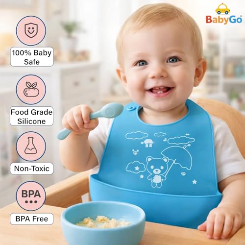 BabyGo مريلة بيبي جو السيليكون للأطفال للتغذية والفطام | مقاومة للماء، قابلة للغسل وإعادة الاستخدام | مريلة قابلة للتعديل، خفيفة الوزن وقابلة للطي مع جيب لالتقاط الطعام | أزرق فاتح (عبوة من 1) - Image 2