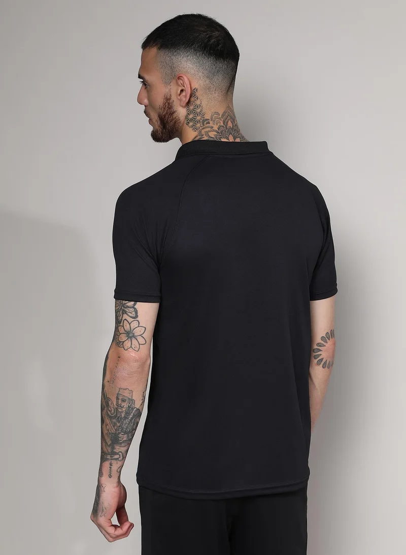 Campus Sutra Men's Jet Black & Sky Blue Ombre Polo Activewear T-Shirt
