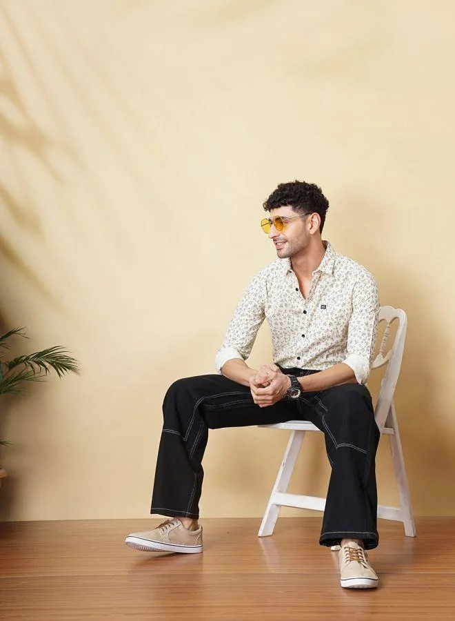 شركة المرآب الهندية Men Slim Fit Abstract Printed Full Sleeves Spread Collar Casual Shirt