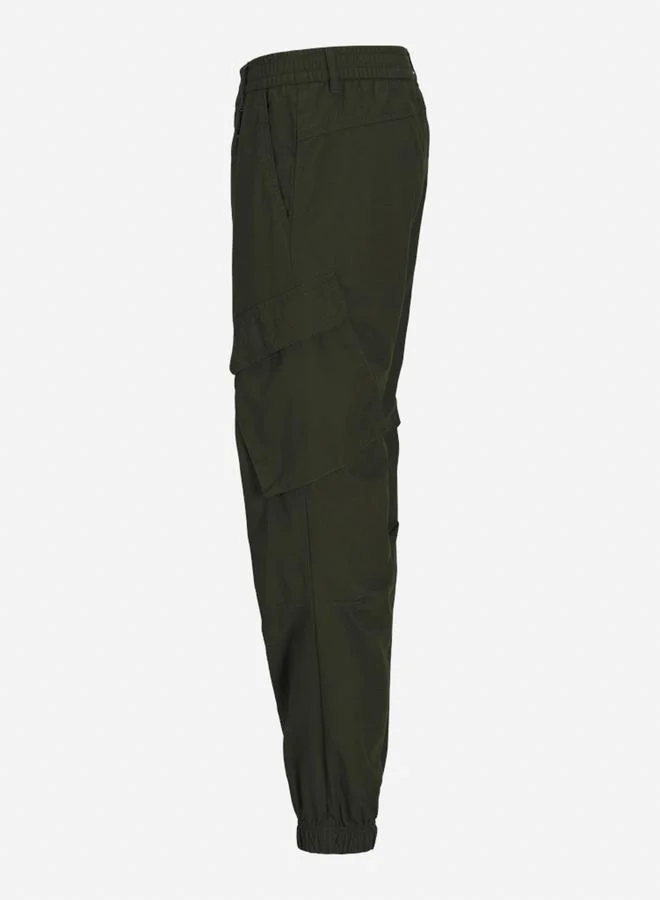 جاك اند جونز بنطال كارجو سادة مع جيب بسحَّاب غلق