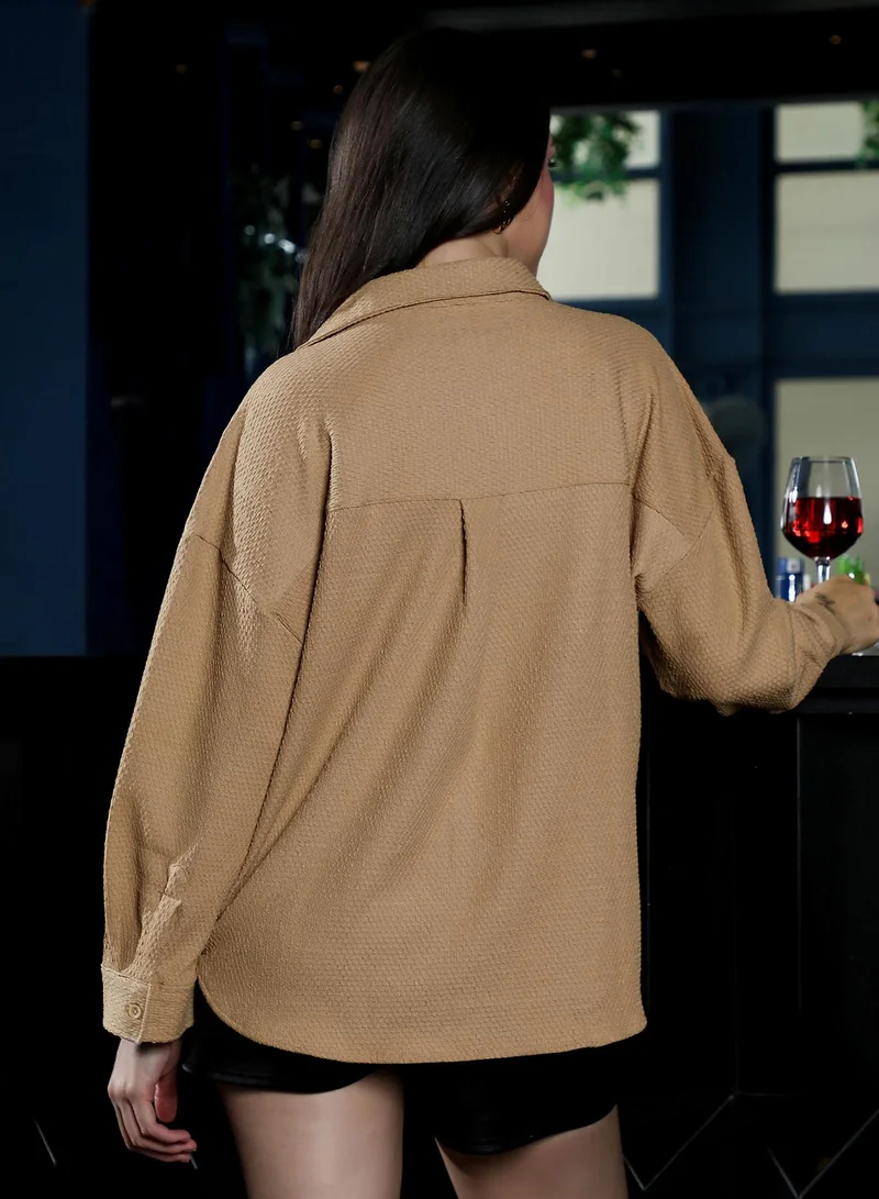 PINACOLADA  Women's Sand Beige Hive-Tactile Oversized Shirt | نساء | أكمام طويلة | سادة | طوق منتشر | كاجوال كبير الحجم | قميص for Women | Best Price UAE