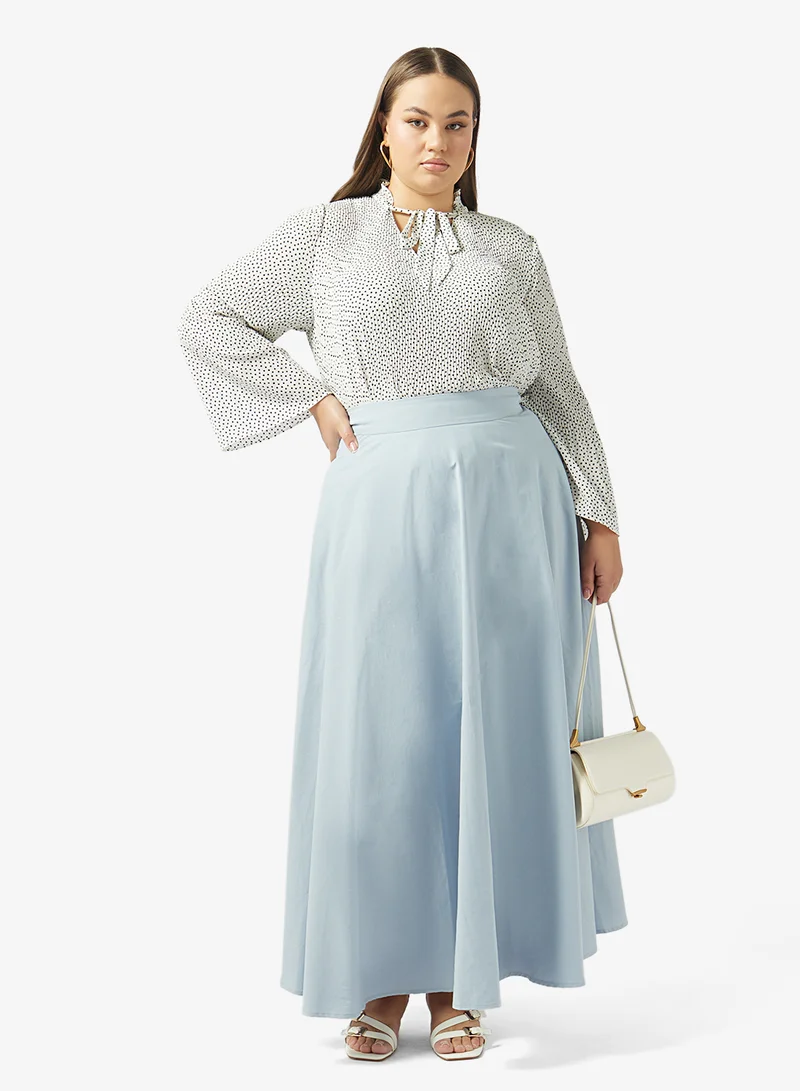 ايلا بلس تنورة مقاس كبير بتصميم