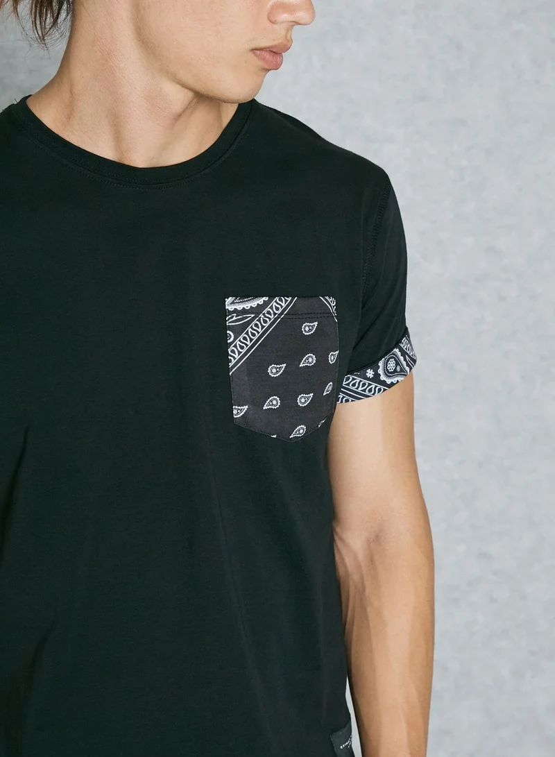 CRIMINAL DAMAGE Side Curve Pocket T-Shirt