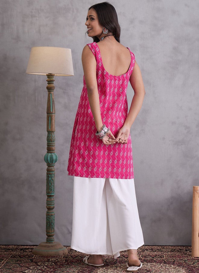 InWeave Geometric Printed Cotton Kurta for Women - Image 3