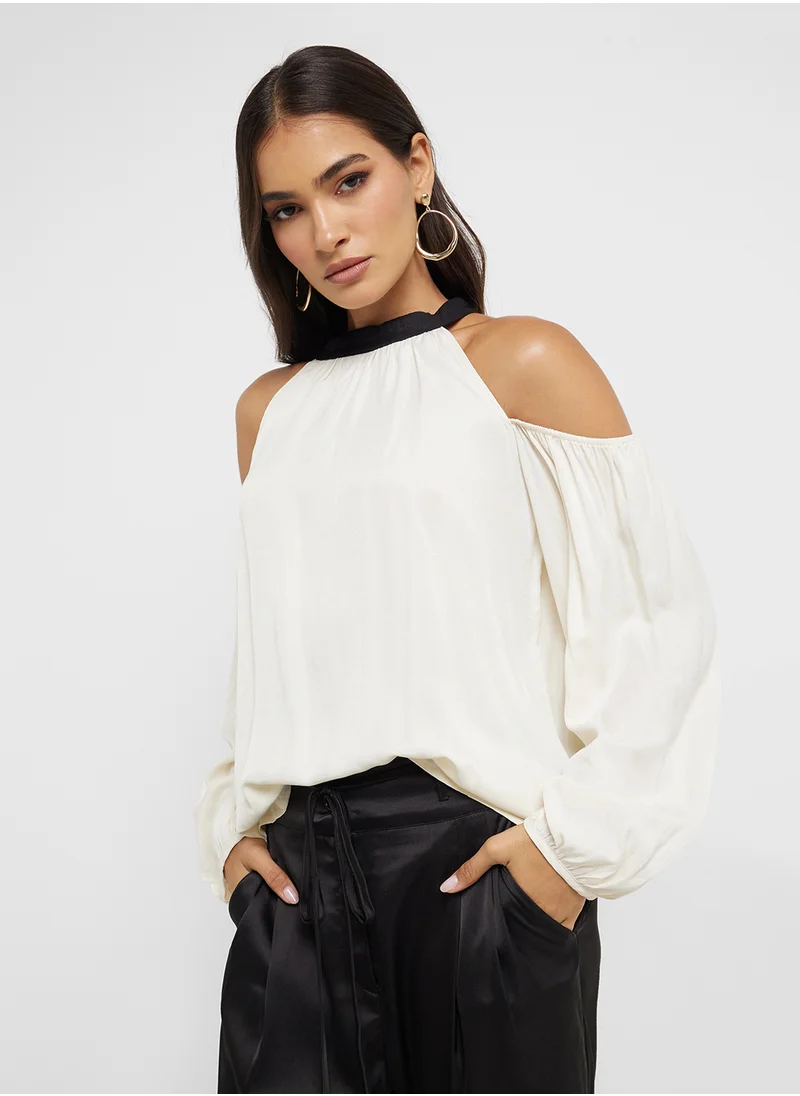 ايلا Cold Shoulder Top