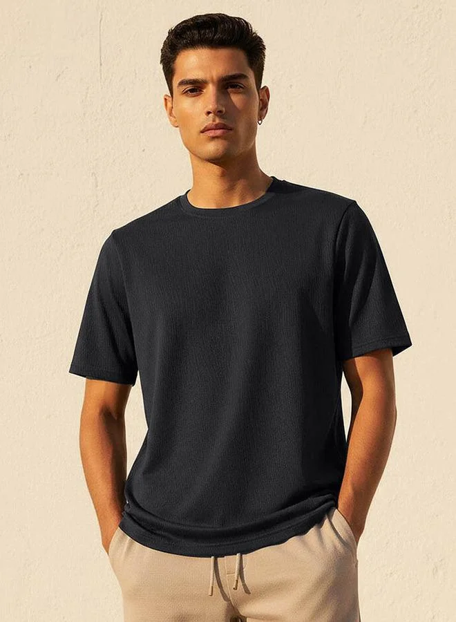 Iconic Iconic Men Regular Fit Crew Neck Short Sleeves Textured T shirt