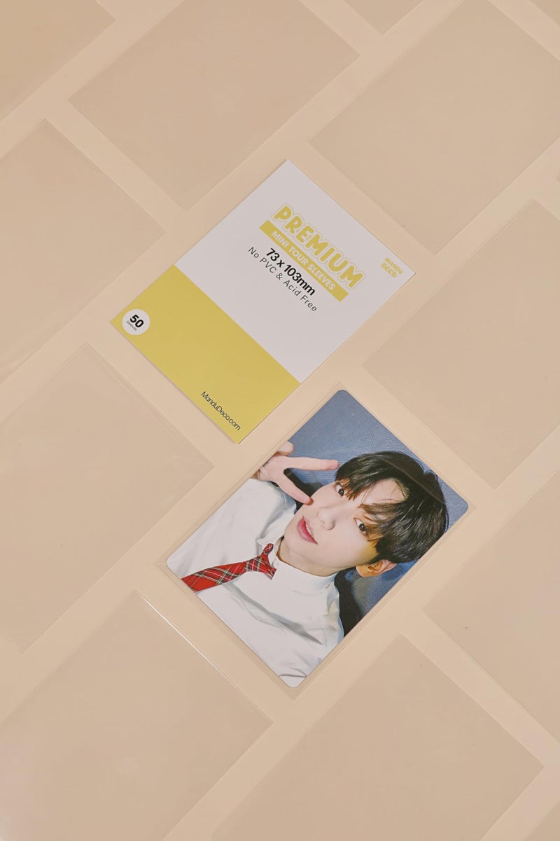 Mandu Deco Kpop Photocard Sleeves Clear Polypropylene Card Protector for HYBE Size Mini Tour Photocards, PVC Free and Acid Free, 50 Sleeves per Pack (73x103mm) - Image 3