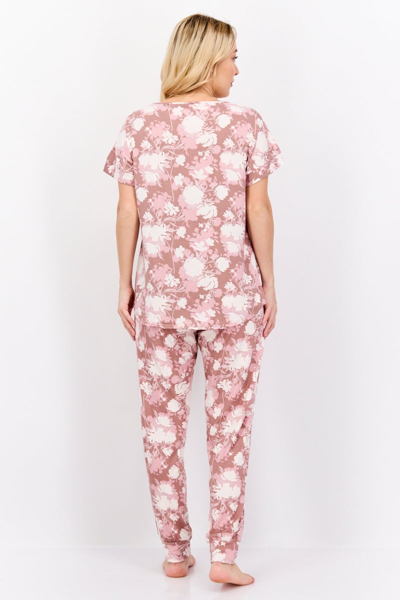 VINCE CAMUTO Women Floral Printed Short Sleeves Top And Pants Pajamas Set, Pink - Image 3
