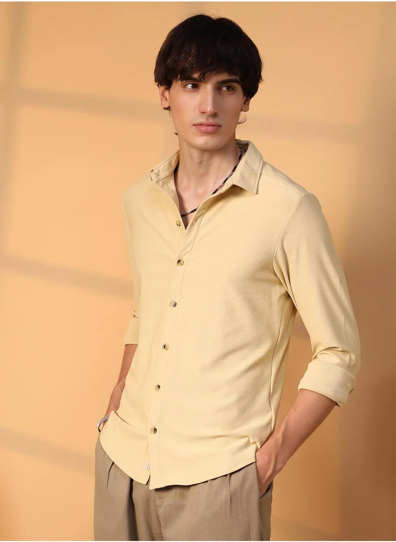 Campus Sutra Men's Butter Yellow Criss-Cross Shirt