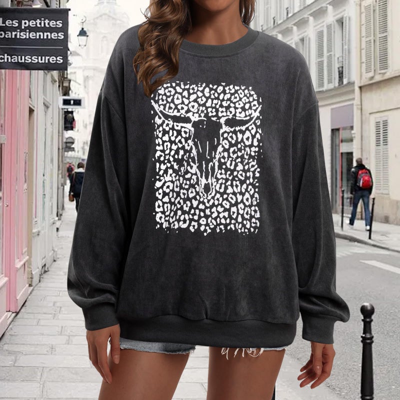 UNIQUEONE Boho Cow Skull Sweatshirt Women: Cowgirl Sweater Vintage Western Rodeo Graphic Tee Country Concert Outfits Pullover Gray - Image 3