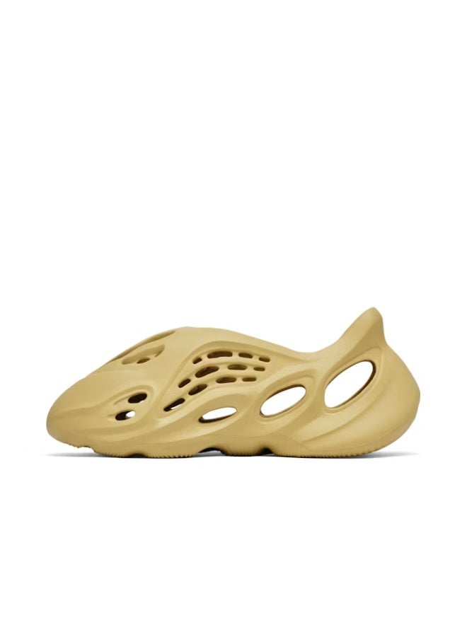 yeezy Yeezy Foam Runner Sulfur  - Image 4