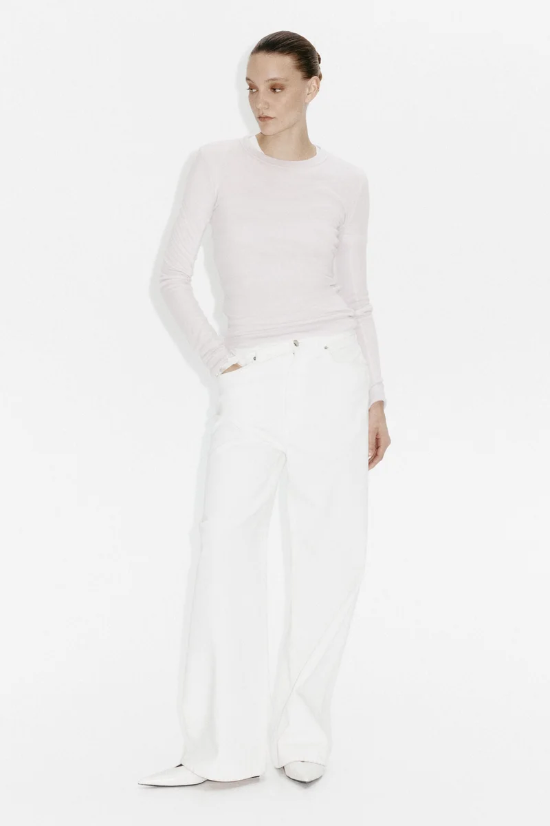 اتش اند ام بلوزة صوف محبوكة