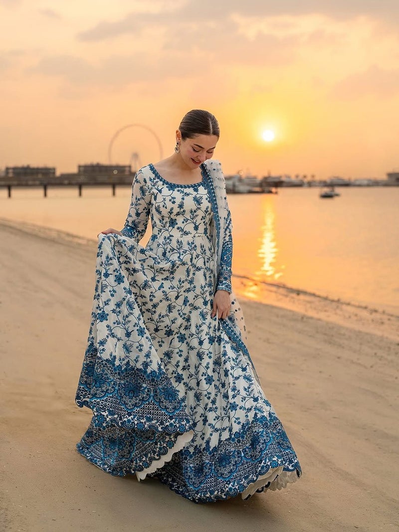 ANAITA بدلة جاهزة من جورجيت زائفة باللونين الأزرق والأبيض مع تطريز وخرز متصل - Image 2