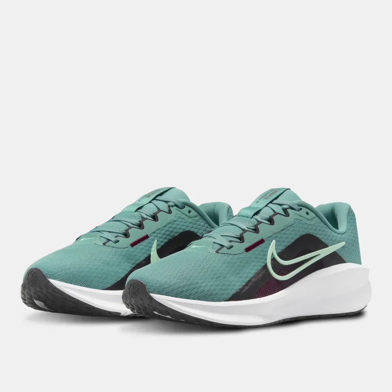 نايكي حذاء الجري داون شيفتر 13 رود للنساء