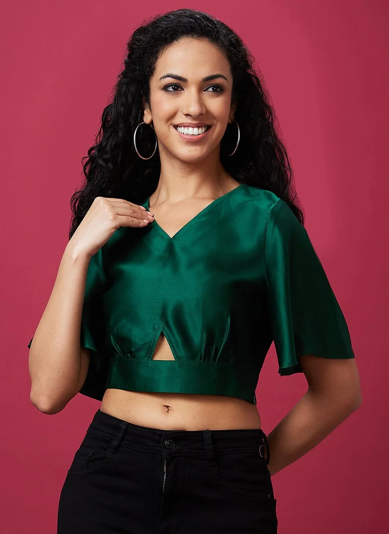 globus Globus Women V-Neck Flared Sleeves Cut-Outs Regular Crop Top