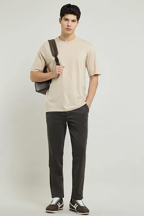 أر أند بي Solid T-Shirt with Crew Neck and Short Sleeves