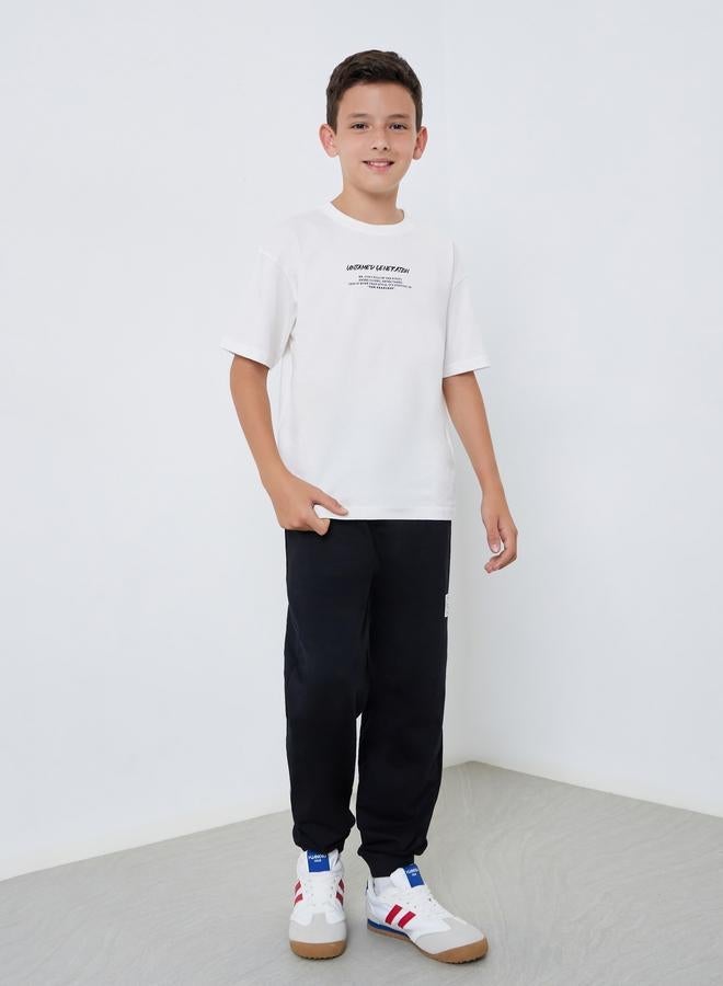 Styli Boys Off-White Graphic Print Cotton T-Shirt - Image 2